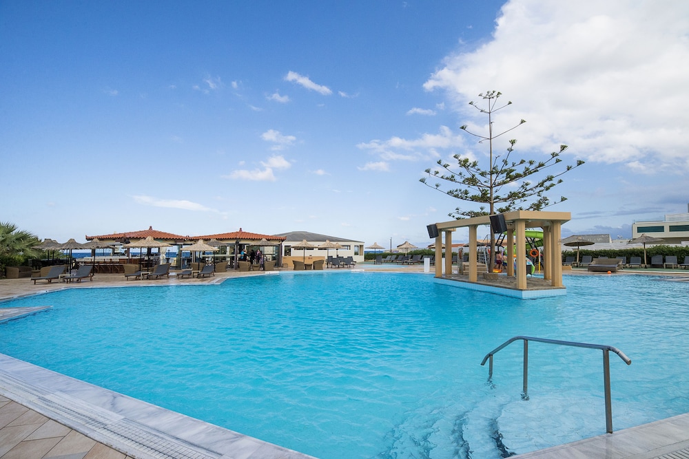 Senseana Sea Side Resort and Aquadventure 11/76