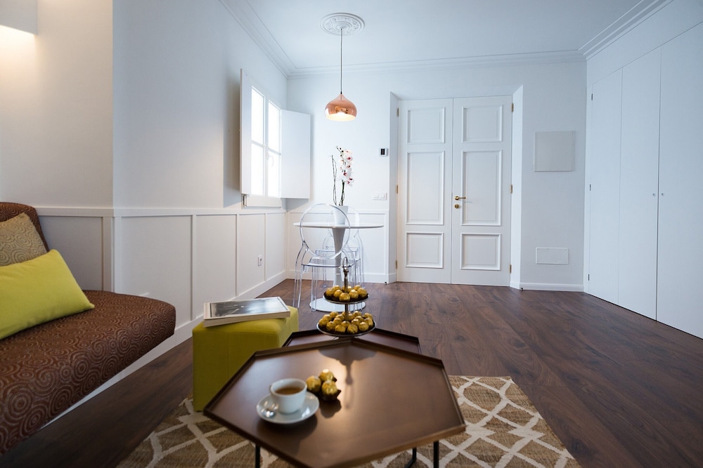 Divina Suites Boutique Hotel - Adults Only 35/50