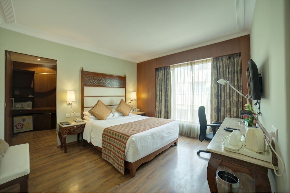 Goldfinch Hotel Bangalore 24/66