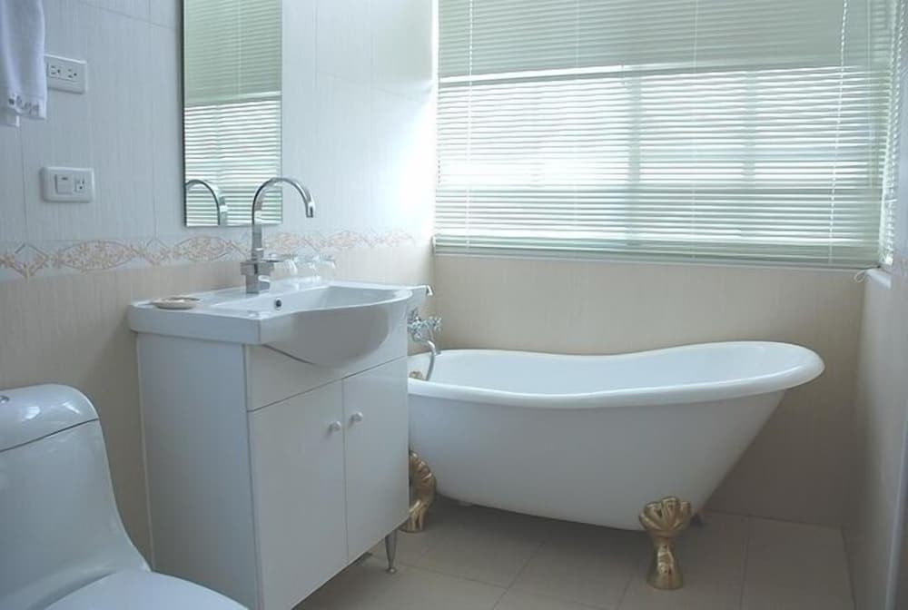 Lukang B&amp;B 38/39