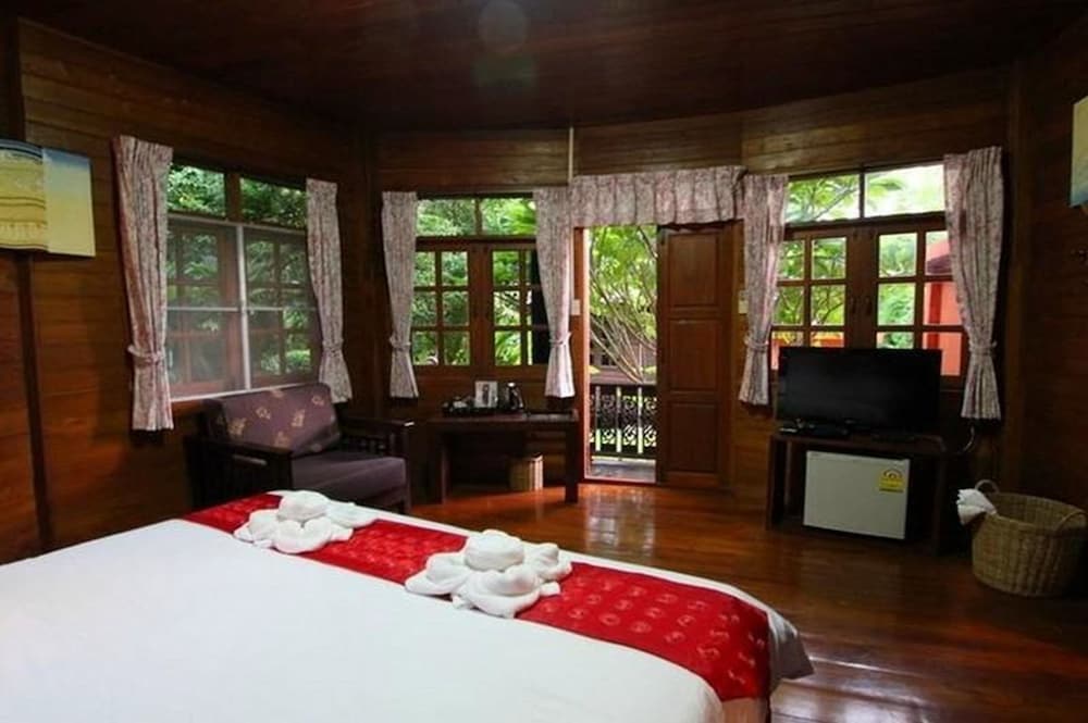 AURORA RESORT KANCHANABURI 34/50