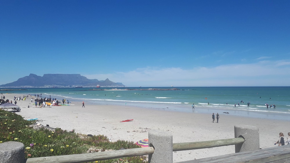 Blouberg Dolphin Inn 58/72
