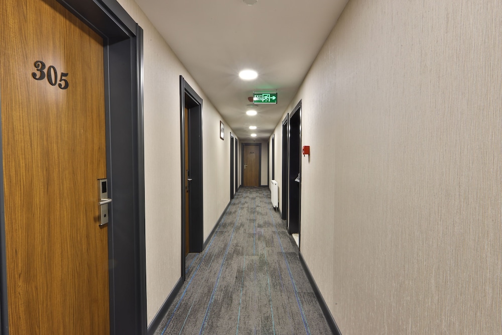 BUKAVIYYE HOTEL 3 YILDIZ 10/24