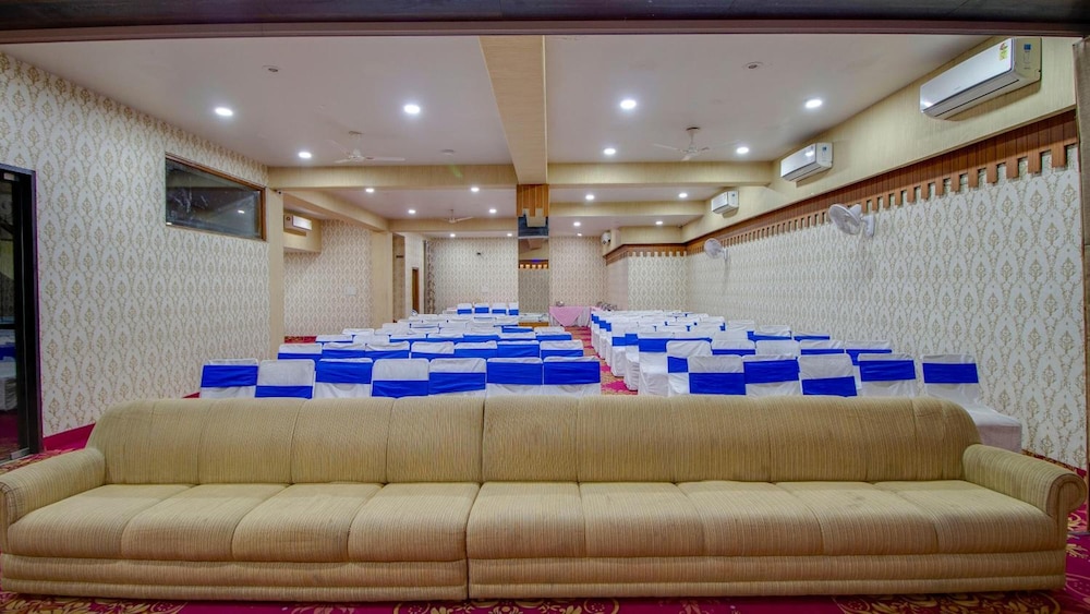 Golden Eagle By Keshav Global Hotels 33/40