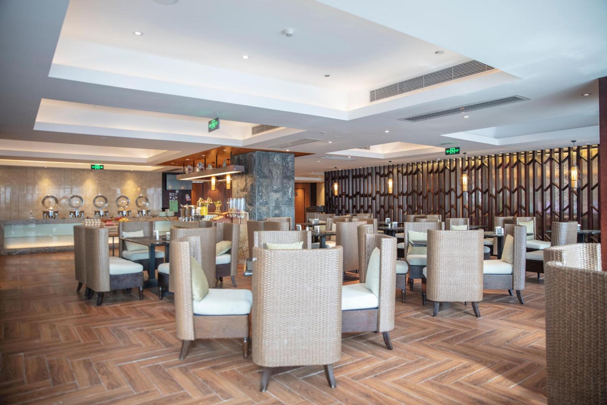 Atour X Hotel Shenzhen Dongmen Branch 62/74