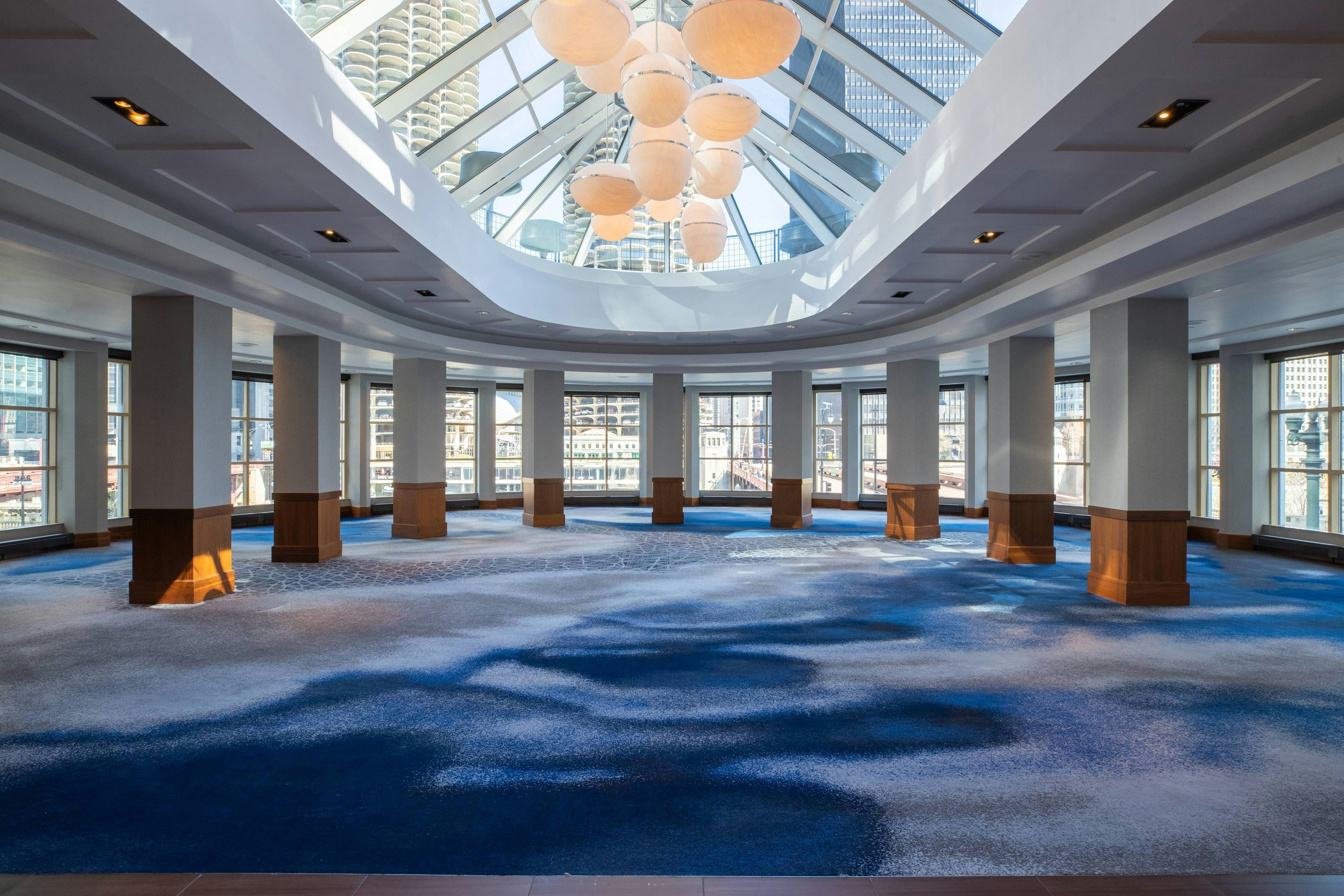Renaissance Chicago Downtown 35/80