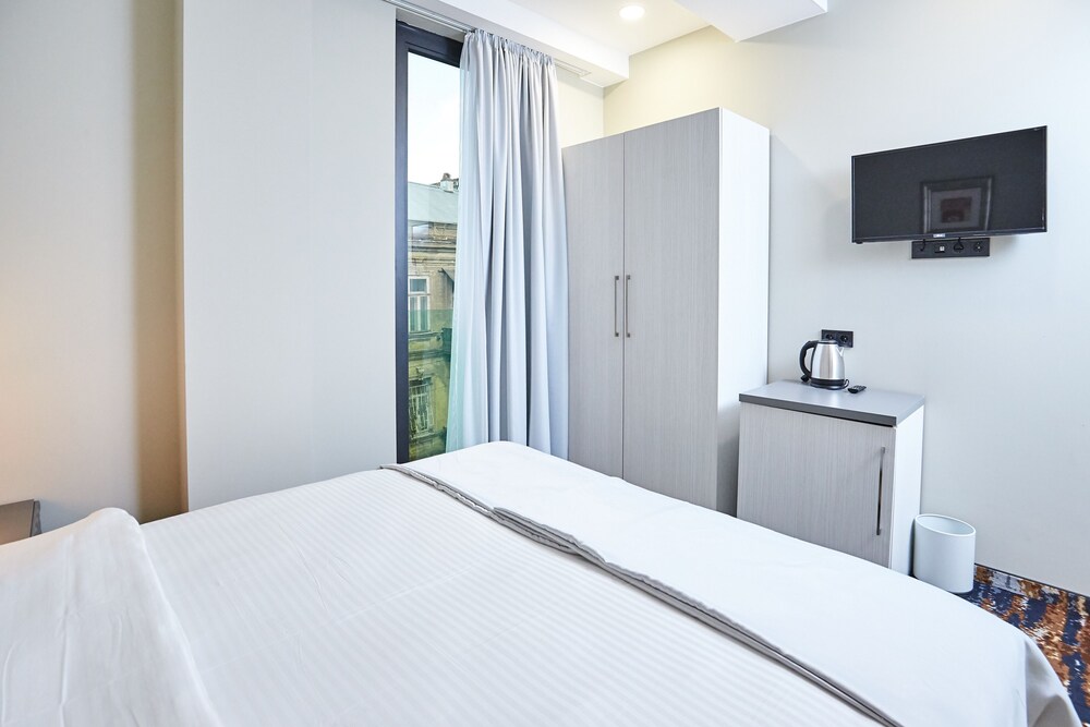 Brosse Garden Hotel 18/49