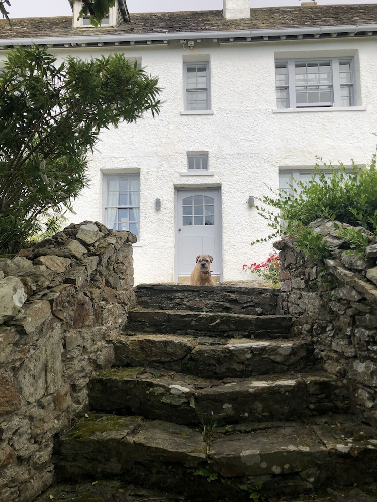 South Stack Coastal Retreats 1/50