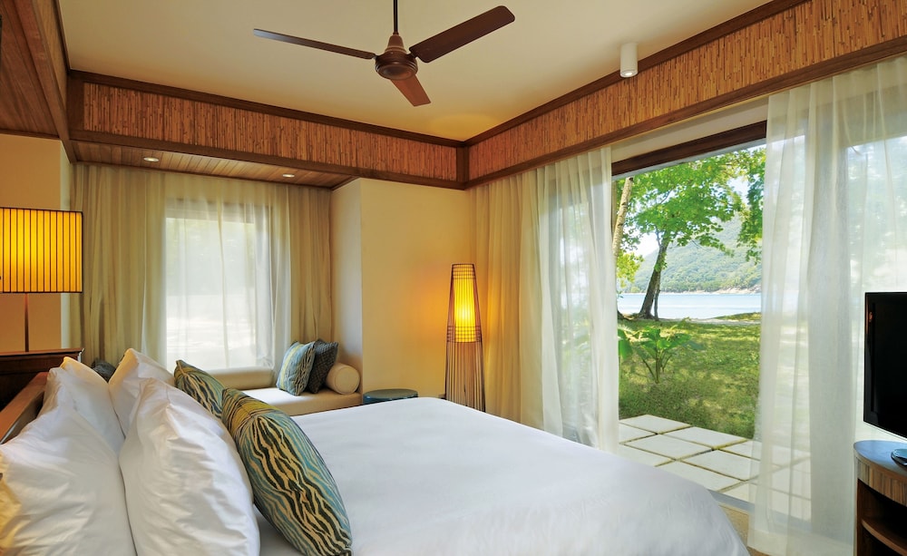 Constance Ephelia Seychelles 18/86