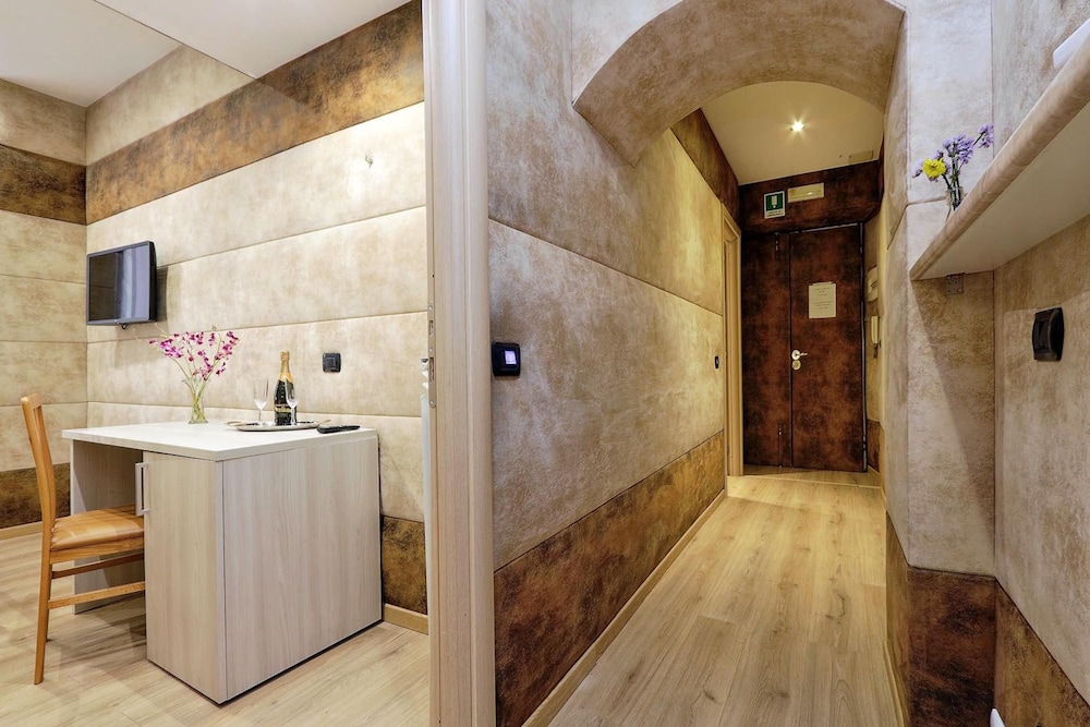 Gialli Vatican Guesthouse 4/50