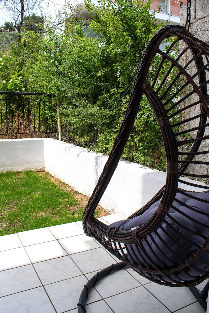 Act Art Skiathos 57/65