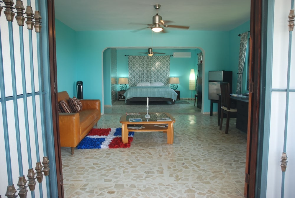 E&amp;J Boutique Residences 29/50