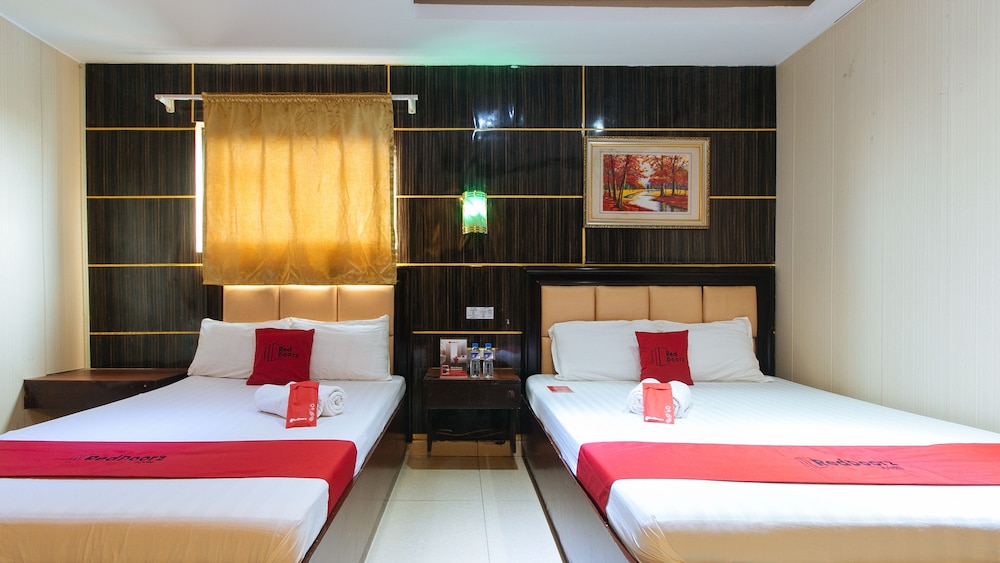 RedDoorz at Winter Hotel Araneta 16/61