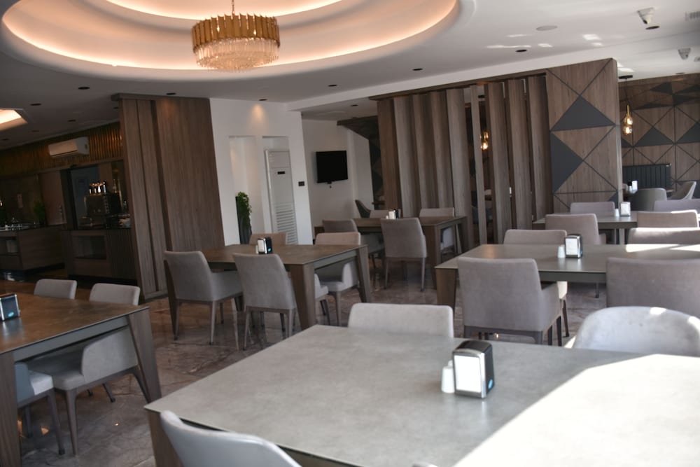 UK Ankara Hotel 34/46