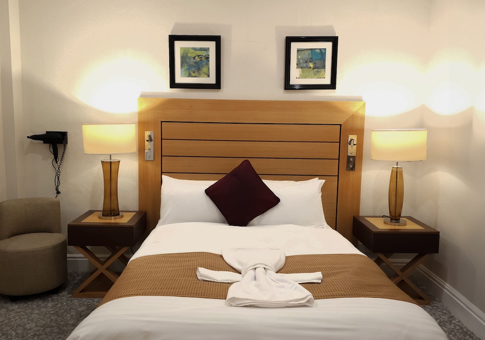 OYO Crown Hotel Stone 38/50