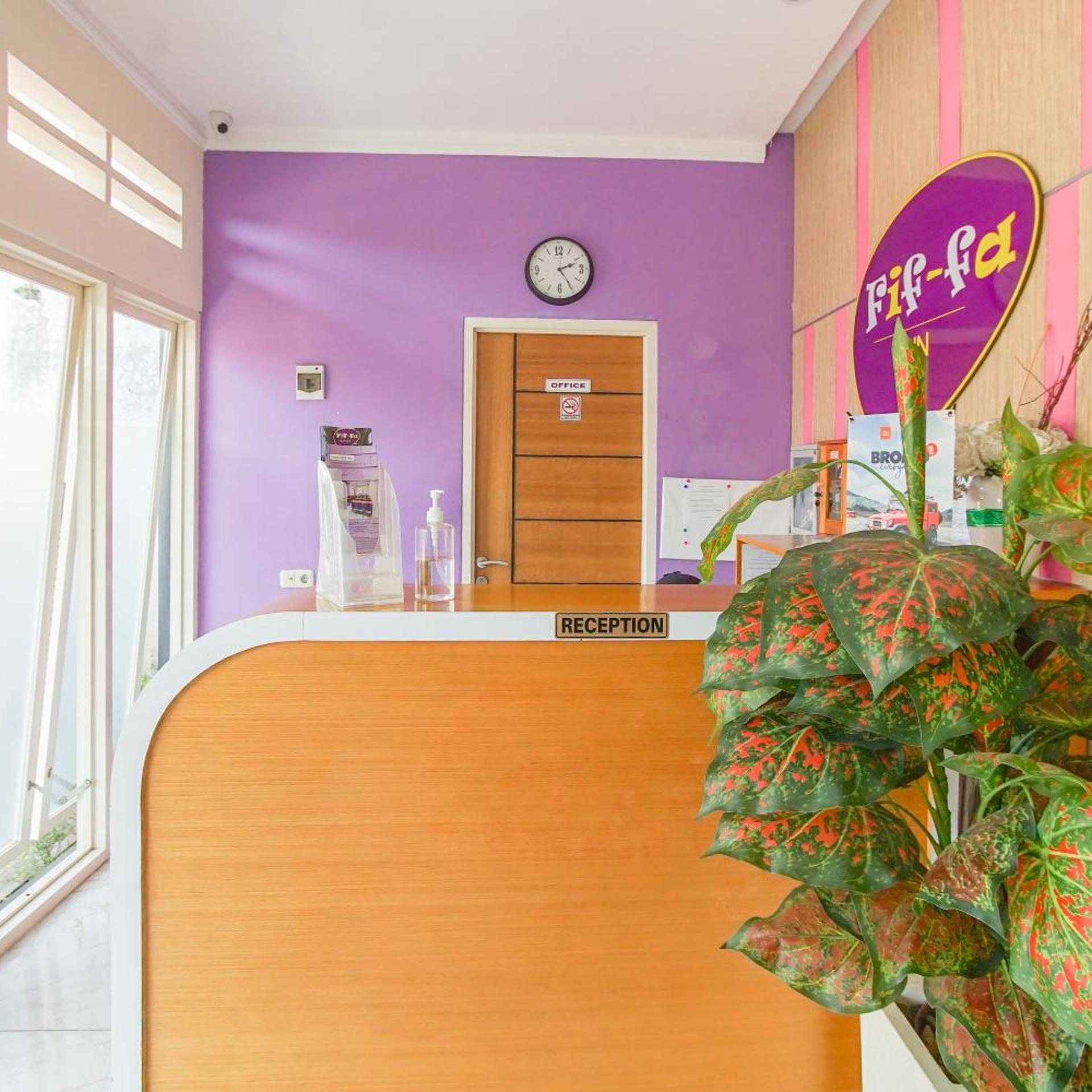 Sans Hotel Fif Fa Malang (ex OYO 3798 Fif fa Inn Pisang Kipas) 5/50