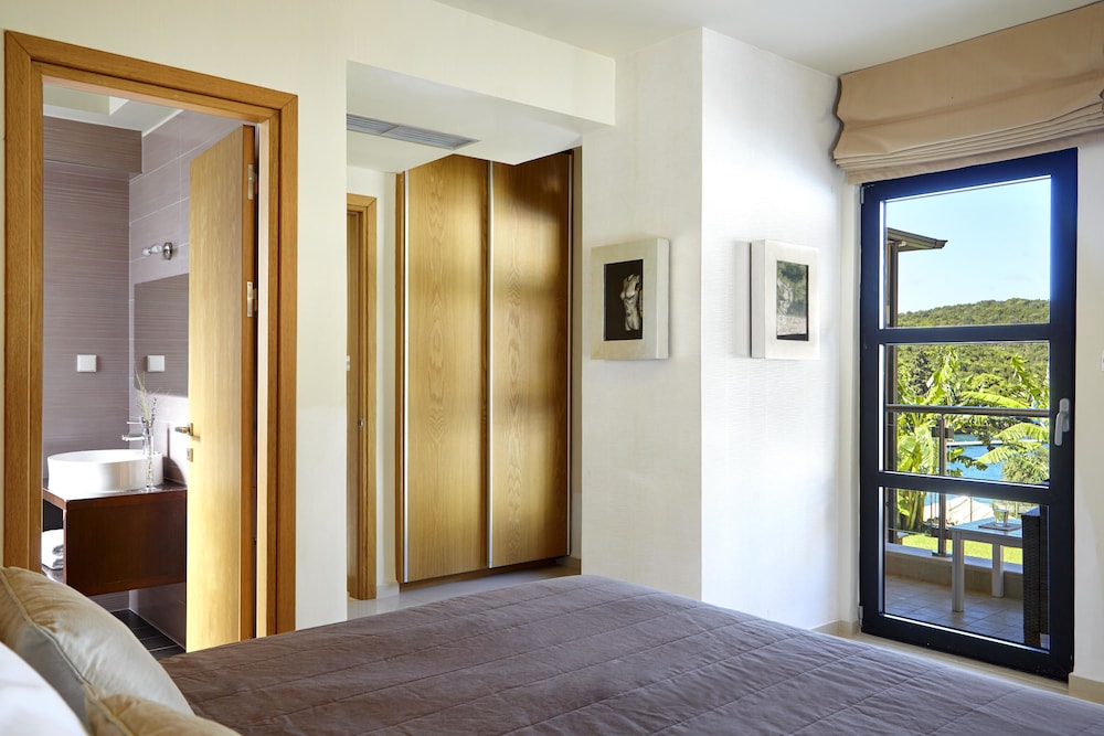 Karvouno Villas 16/50