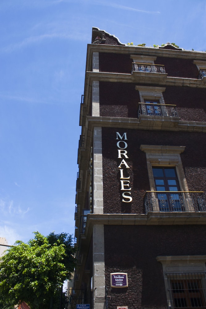 Hotel Morales Historical & Colonial 2/73