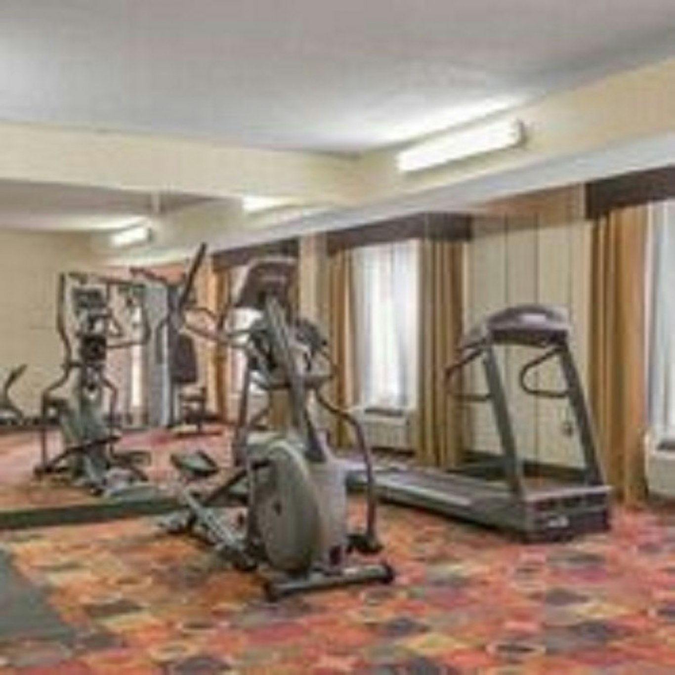 Trident Inn and Suites 24/30