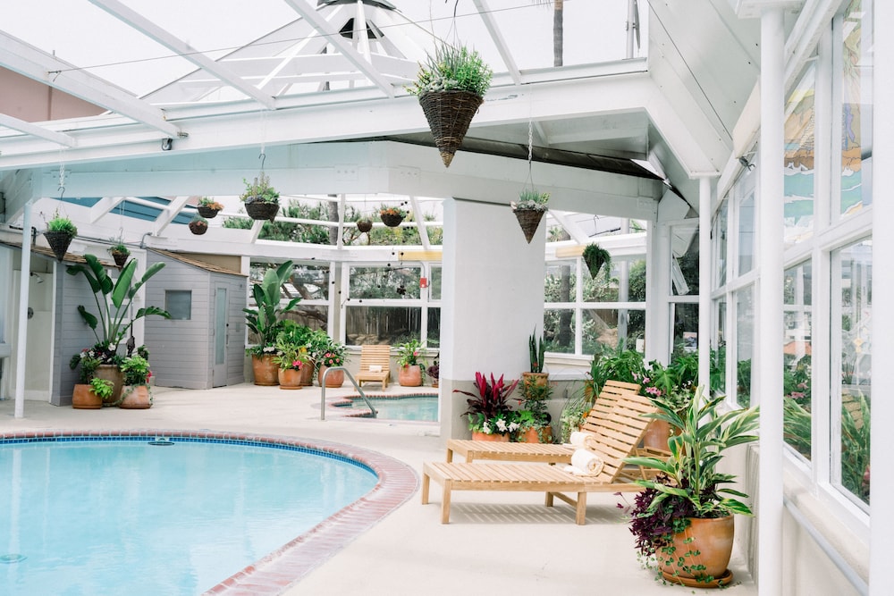 Laguna Riviera Beach Resort image