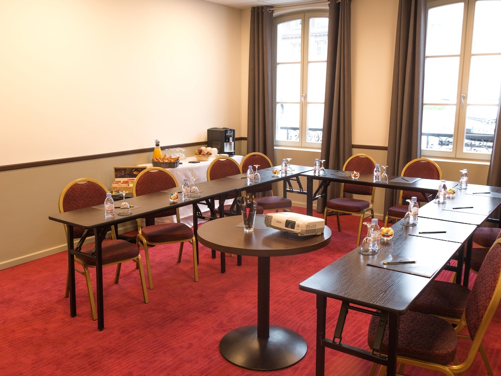 Hotel Castel Maintenon - Handwritten Collection 39/64