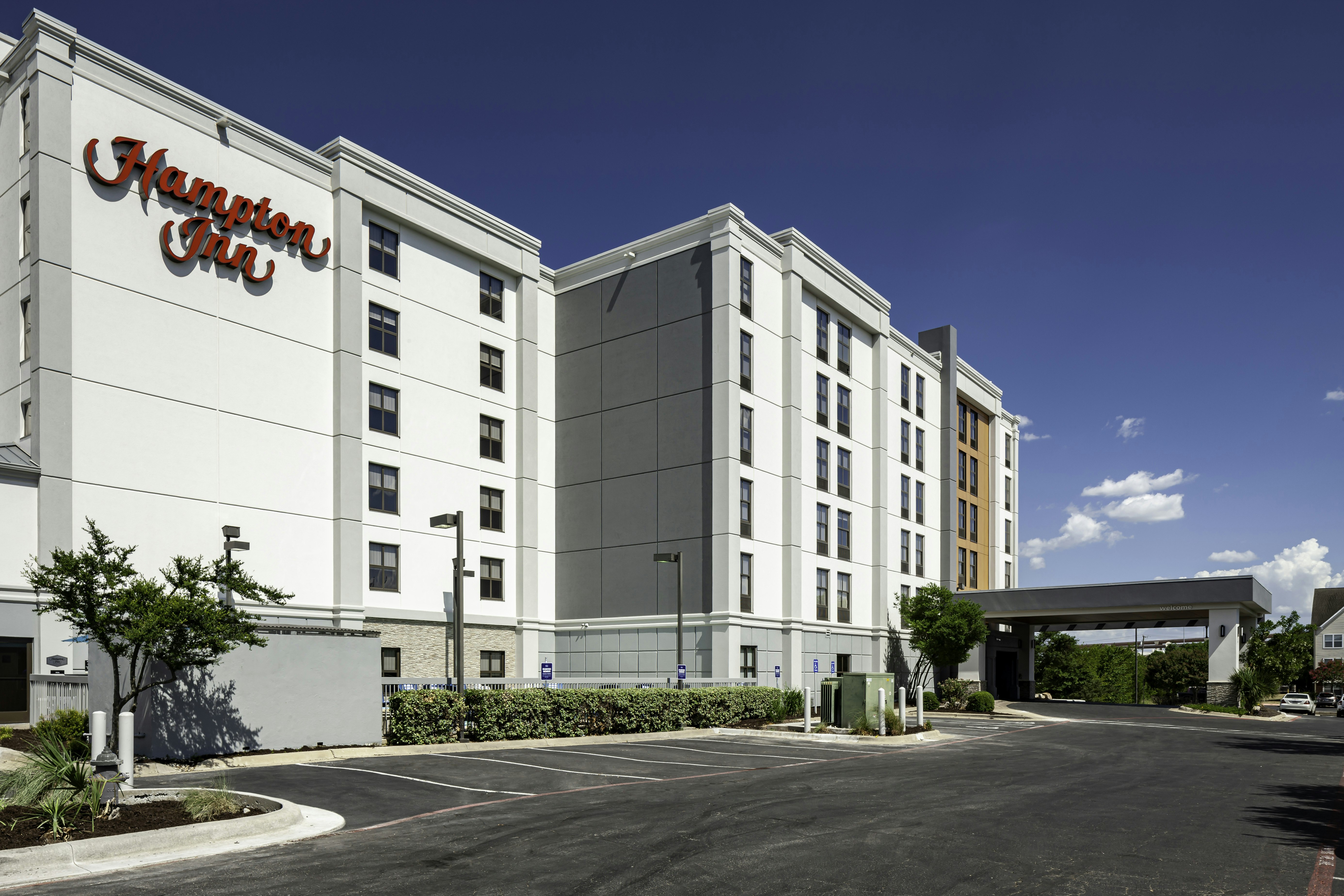 Hampton Inn Austin-Round Rock 52/57