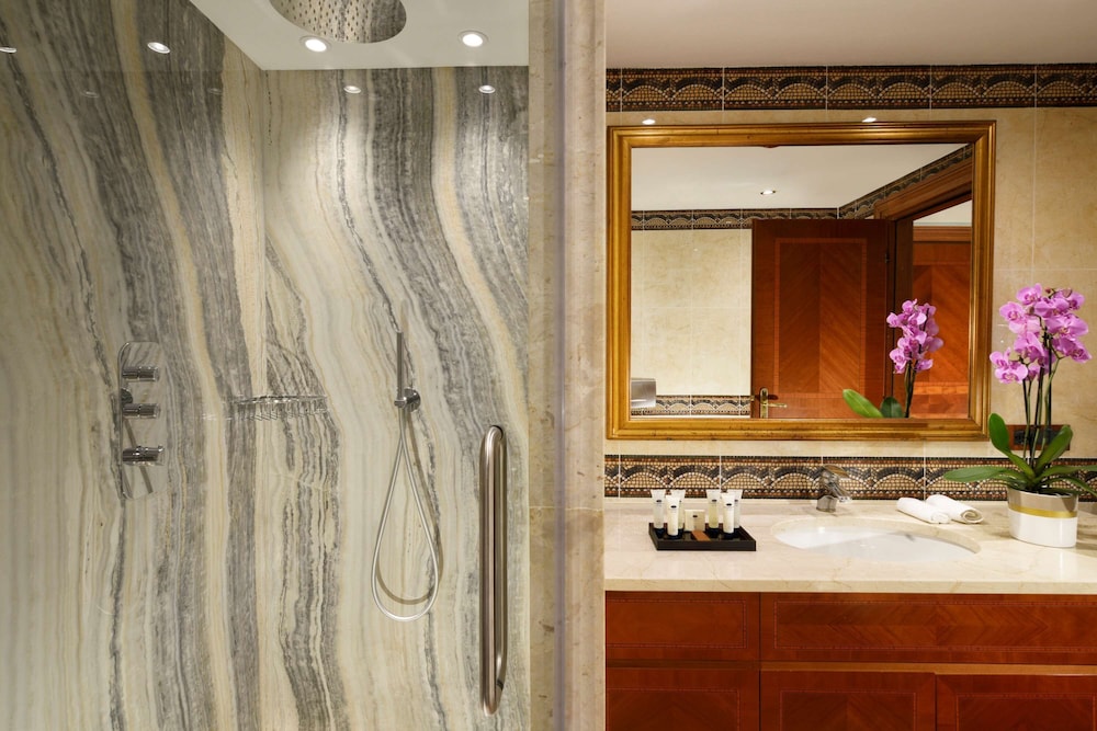 Swiss Diamond Hotel Lugano 32/84