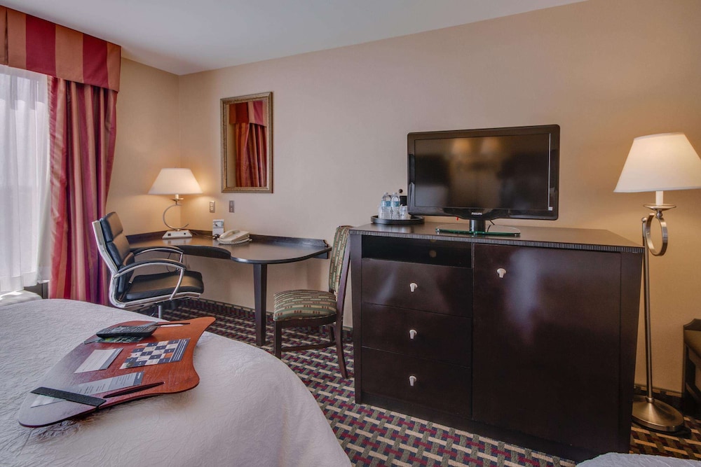 Hampton Inn and Suites Las Cruces I-25 11/38