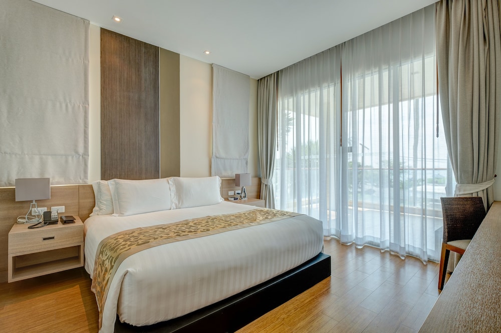 2 BEDROOMS, DELUXE, APARTMENT