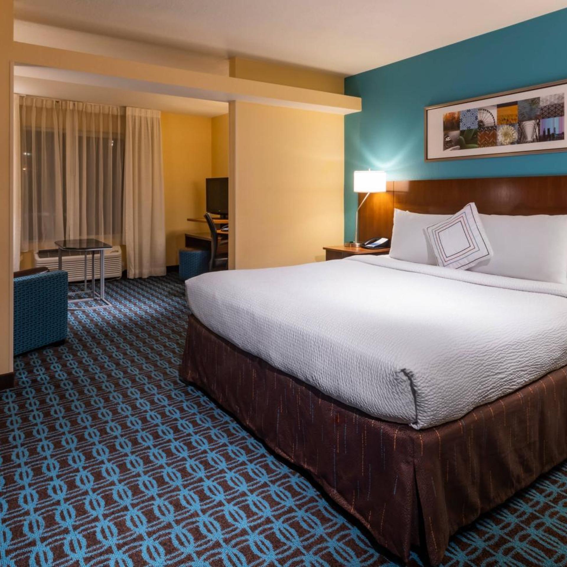 Room, King Bed, Sofa