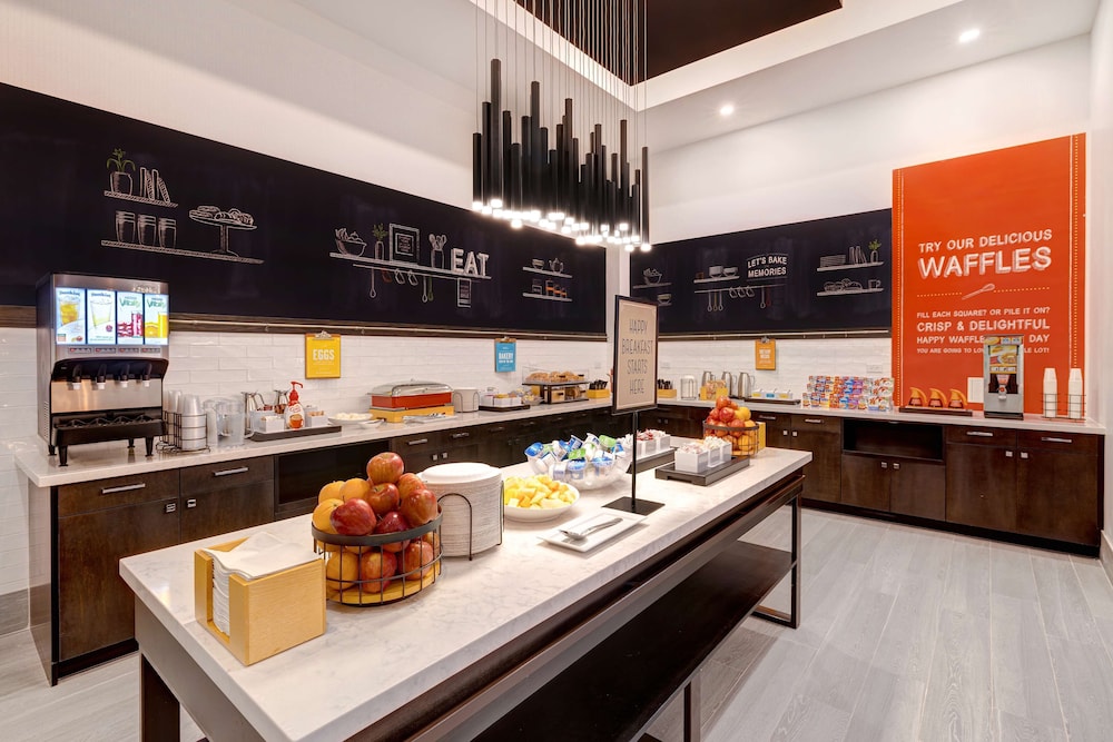 Hampton Inn & Suites by Hilton Burlington Toronto 36/51