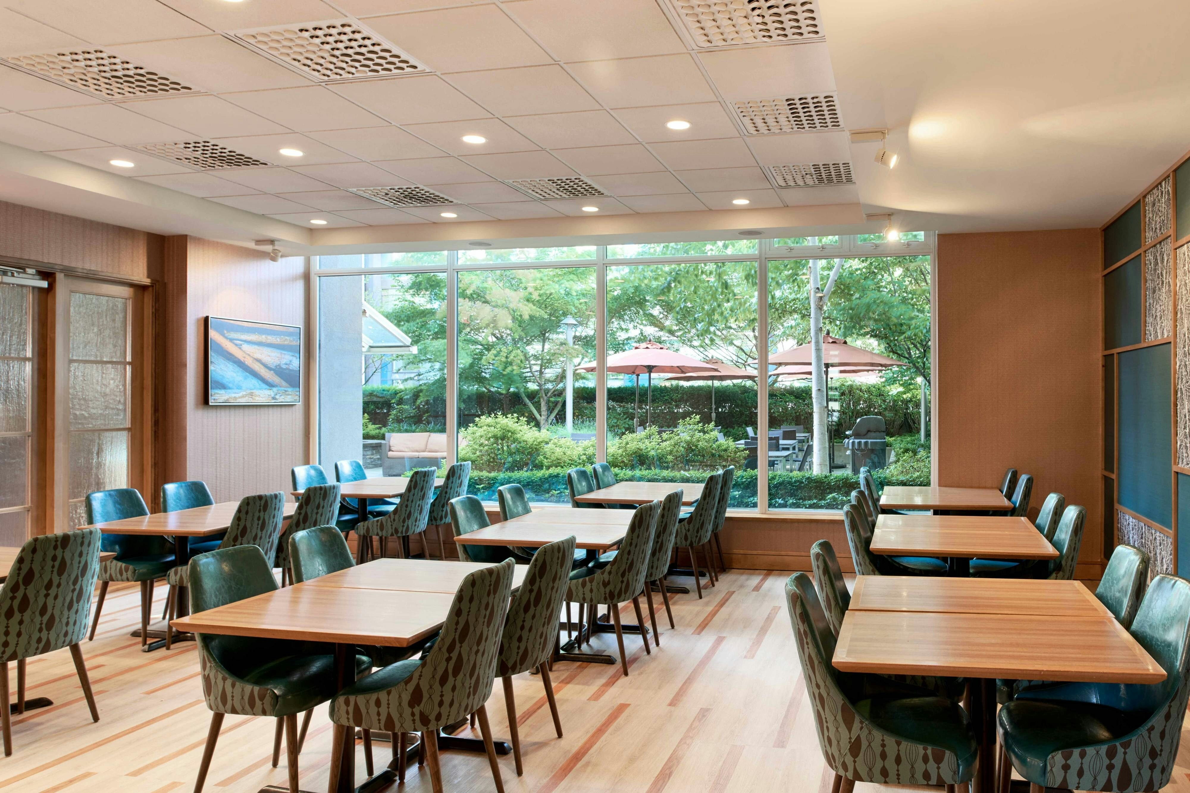Residence Inn by Marriott Vancouver Downtown 9/12