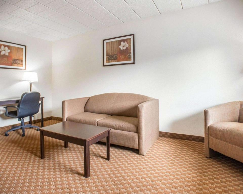 Upgrade, Efficiency, Suite, 2 Double Beds