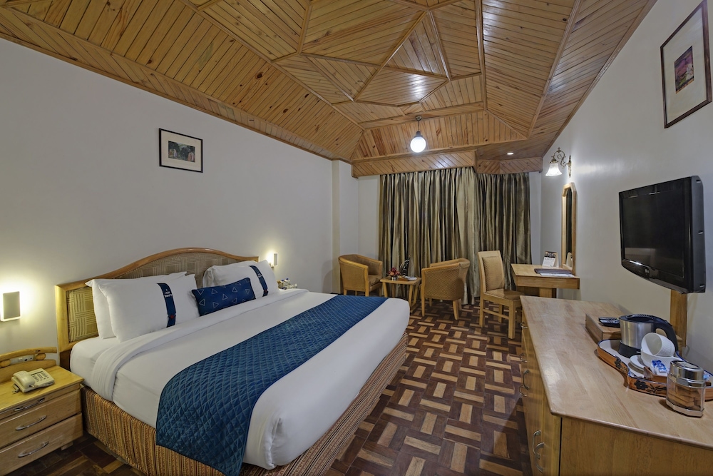 The Manali Inn 15/74