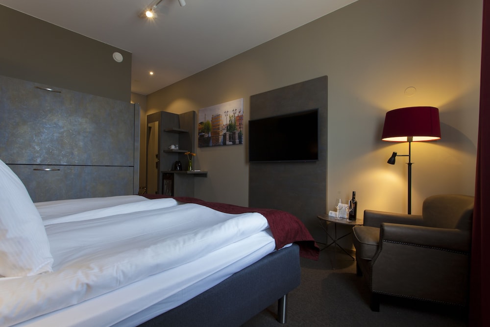 Hotell Nordic 8/45