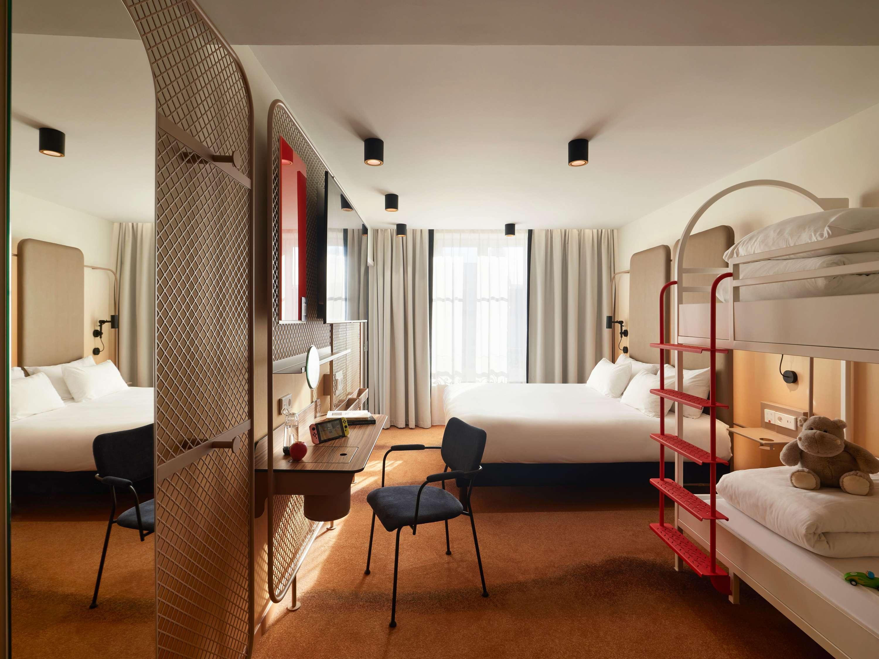 غرفة سوبيريور ثلاثية بسرير مزدوج وسرير فردي، You Hotel Deauville - Handwritten Collection 6/10
