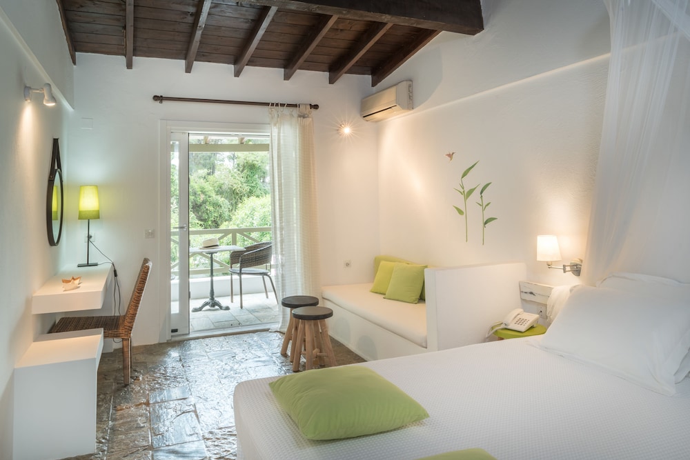 Skiathos Holidays Hotel 34/63