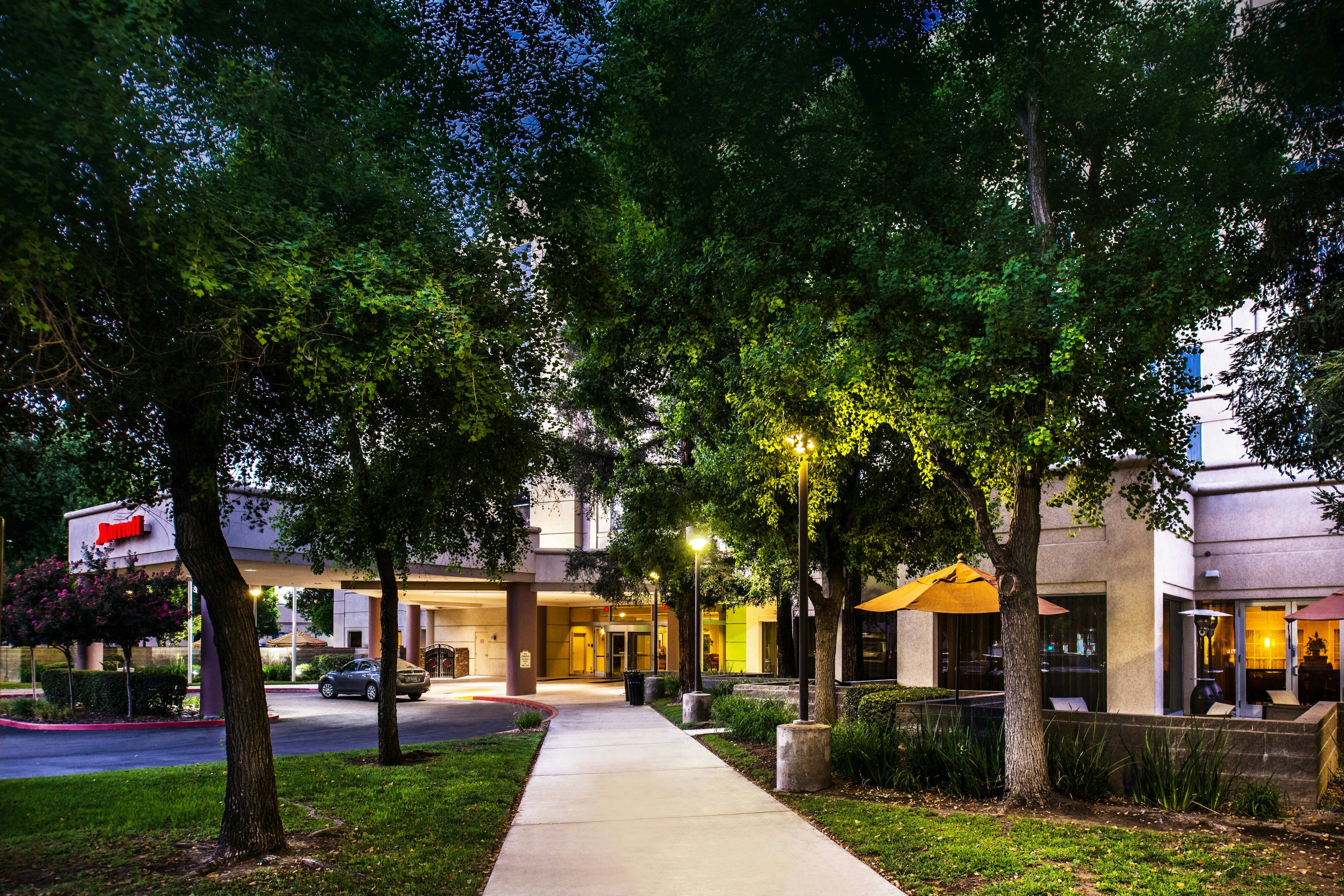 Visalia Marriott at the Convention Center 41/42