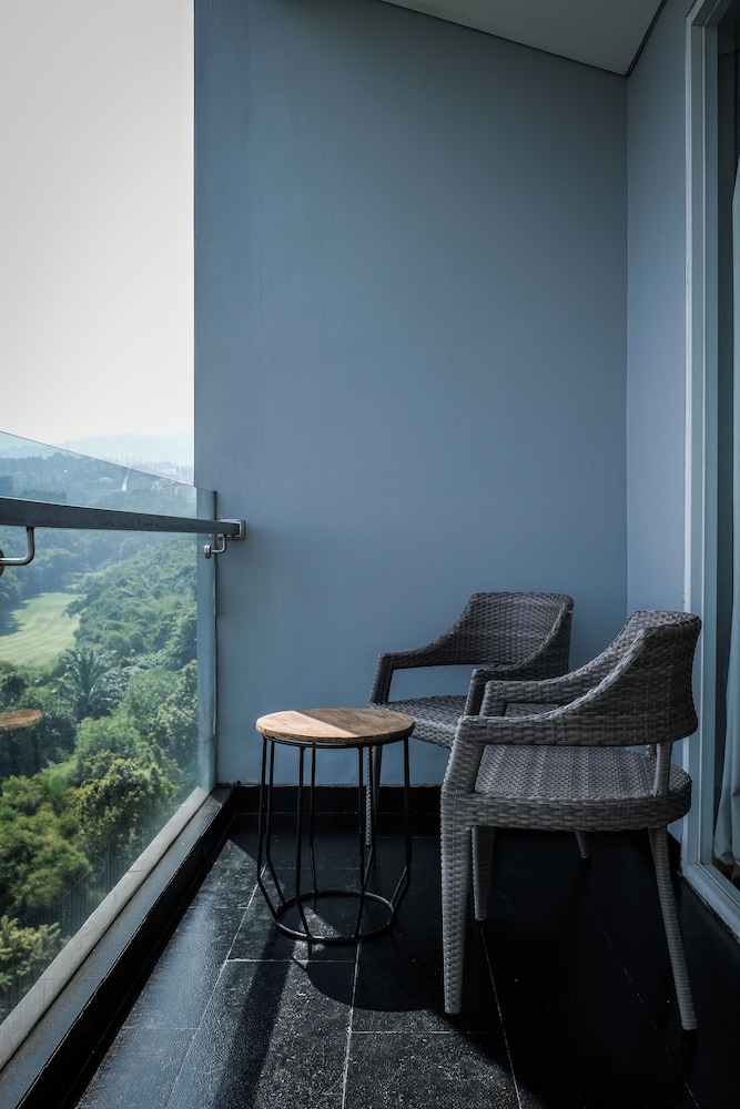 Clove Garden Hotel & Residence 50/58