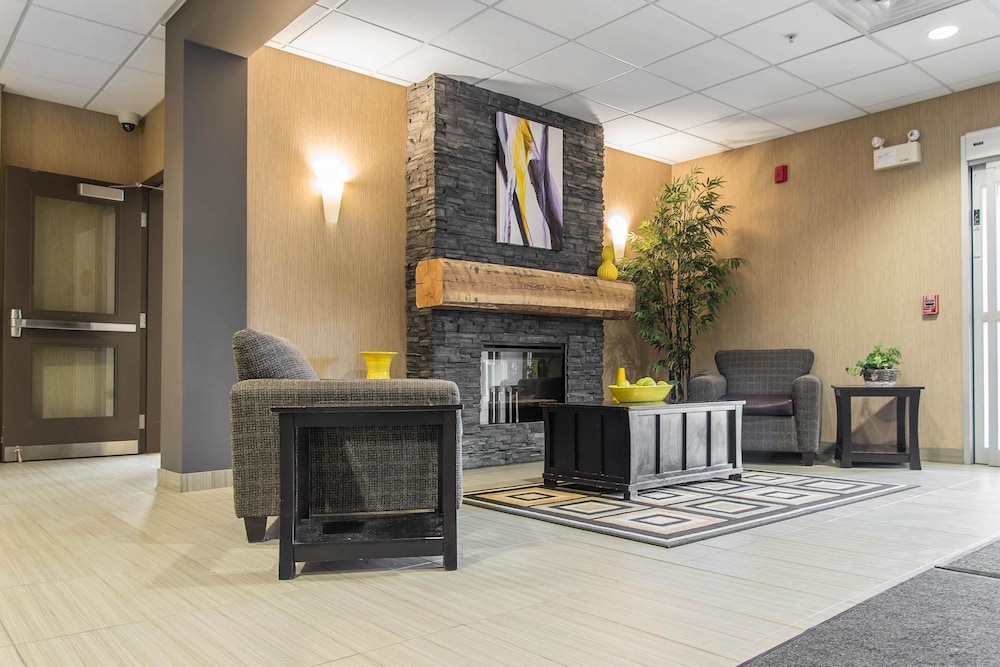 MainStay Suites Winnipeg Airport 25/39