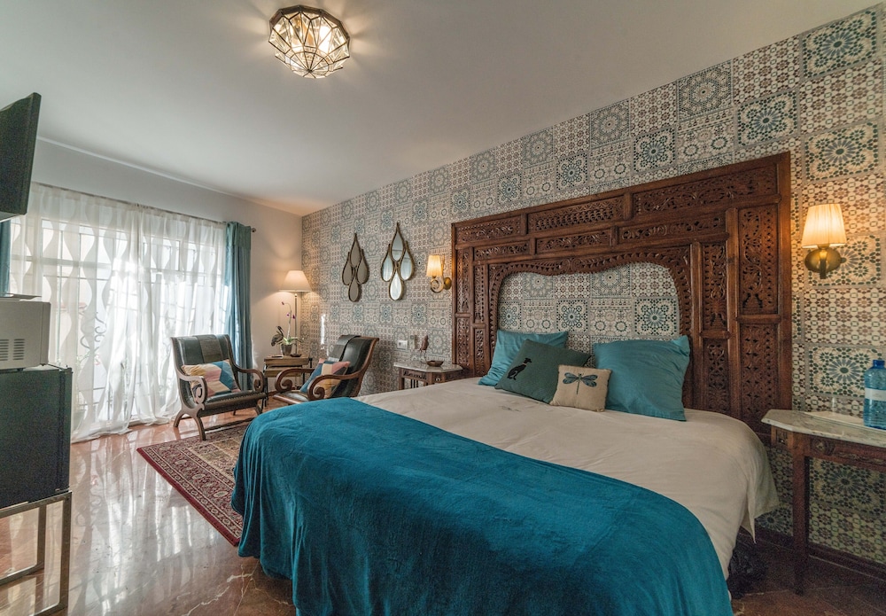 Rey Don Pedro Luxury Home 13/50