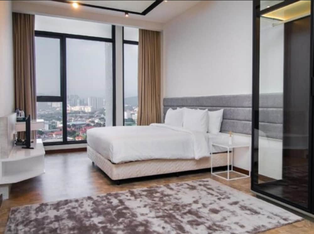 Expressionz Professional Suites by MyKey Global 16/50
