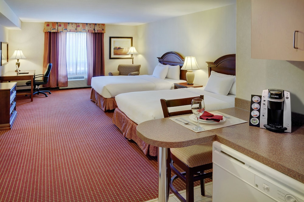 Pomeroy Inn Suites Fort St John 22/28