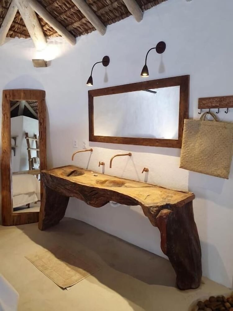 Villa Fulo Casa Hotel 48/50