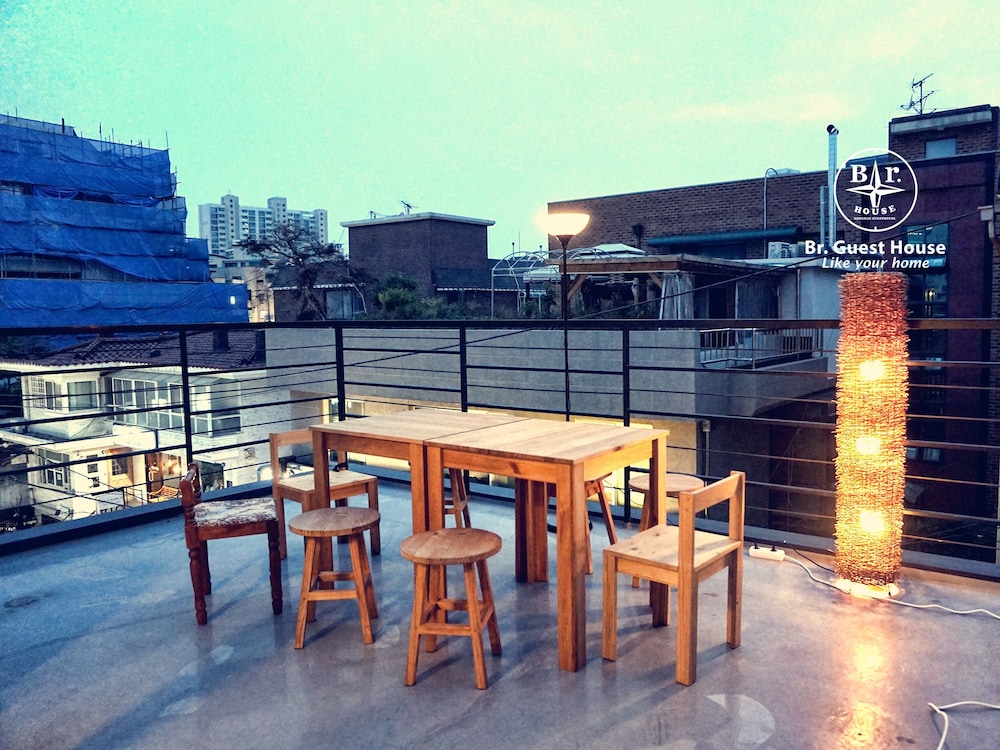 Br. Guesthouse Hongdae 5/41