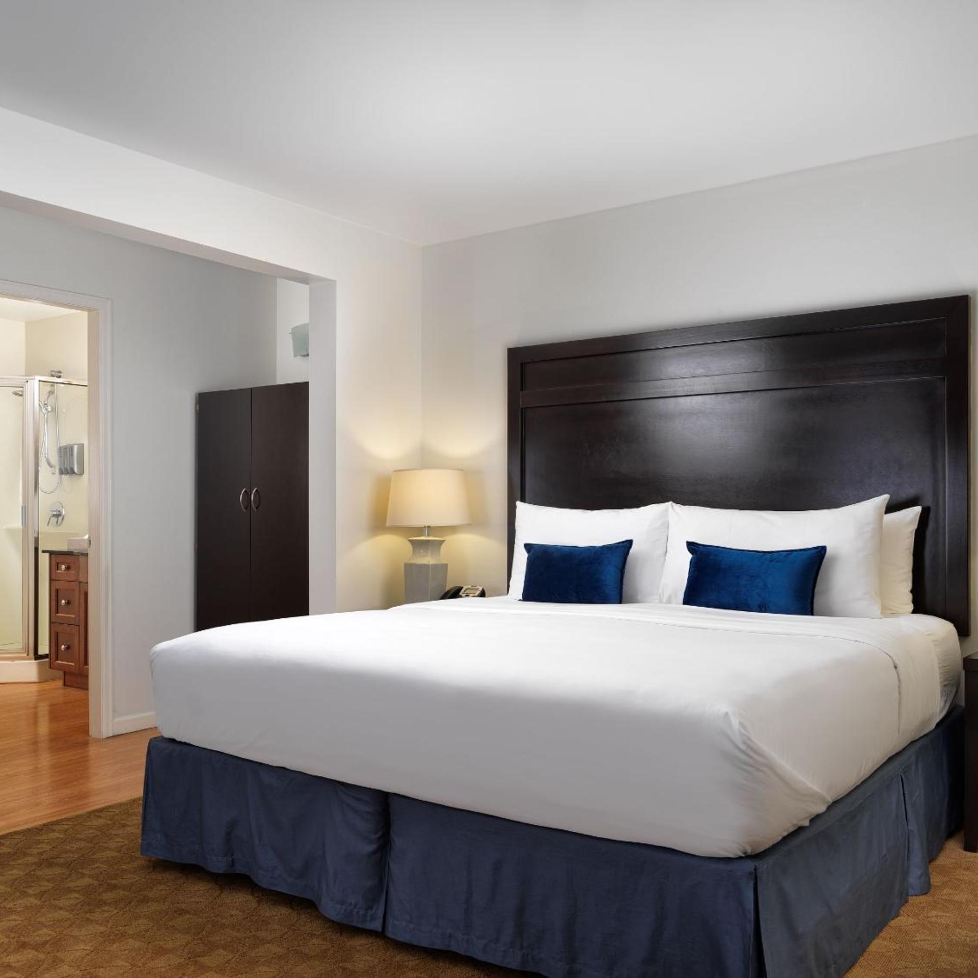Grand, Dorset, Suite