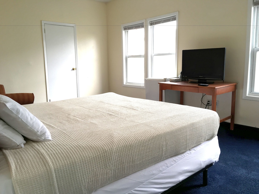 Belmar Inn 17/45