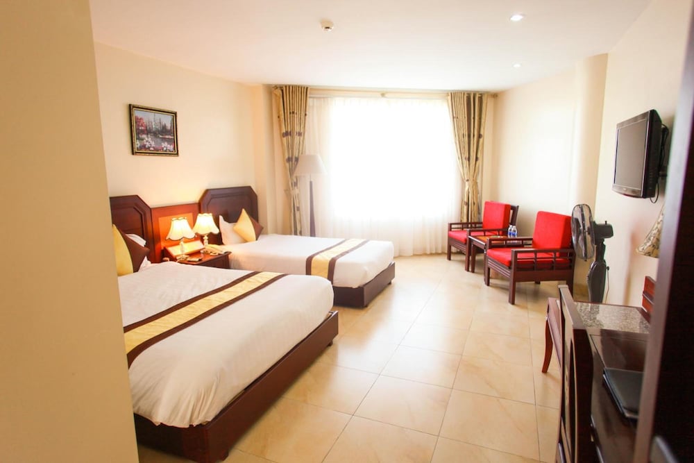 Hung Long Harbour Hotel 23/58