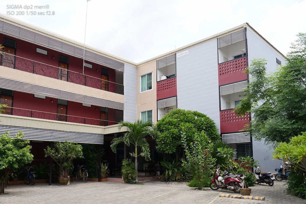 Pakdee House 7/32