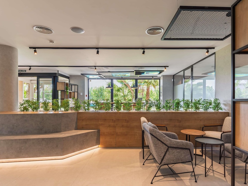 Ibis Murcia 9/70